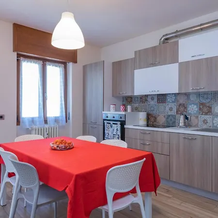 Europa Master Guest Apartment Aprica