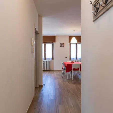 Europa Master Guest * Aprica