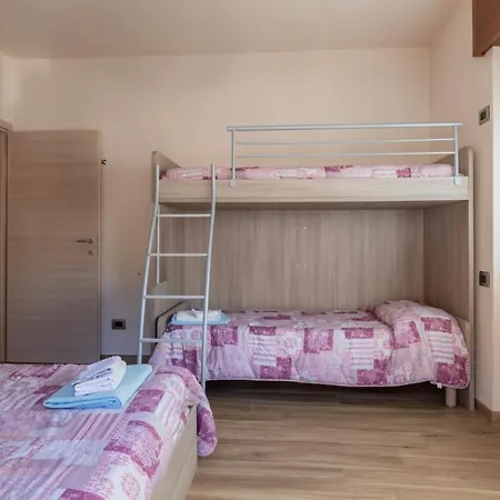 Europa Master Guest Apartment *