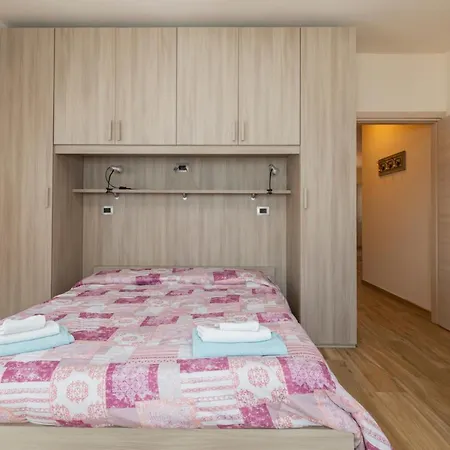 Apartment Europa Master Guest Aprica